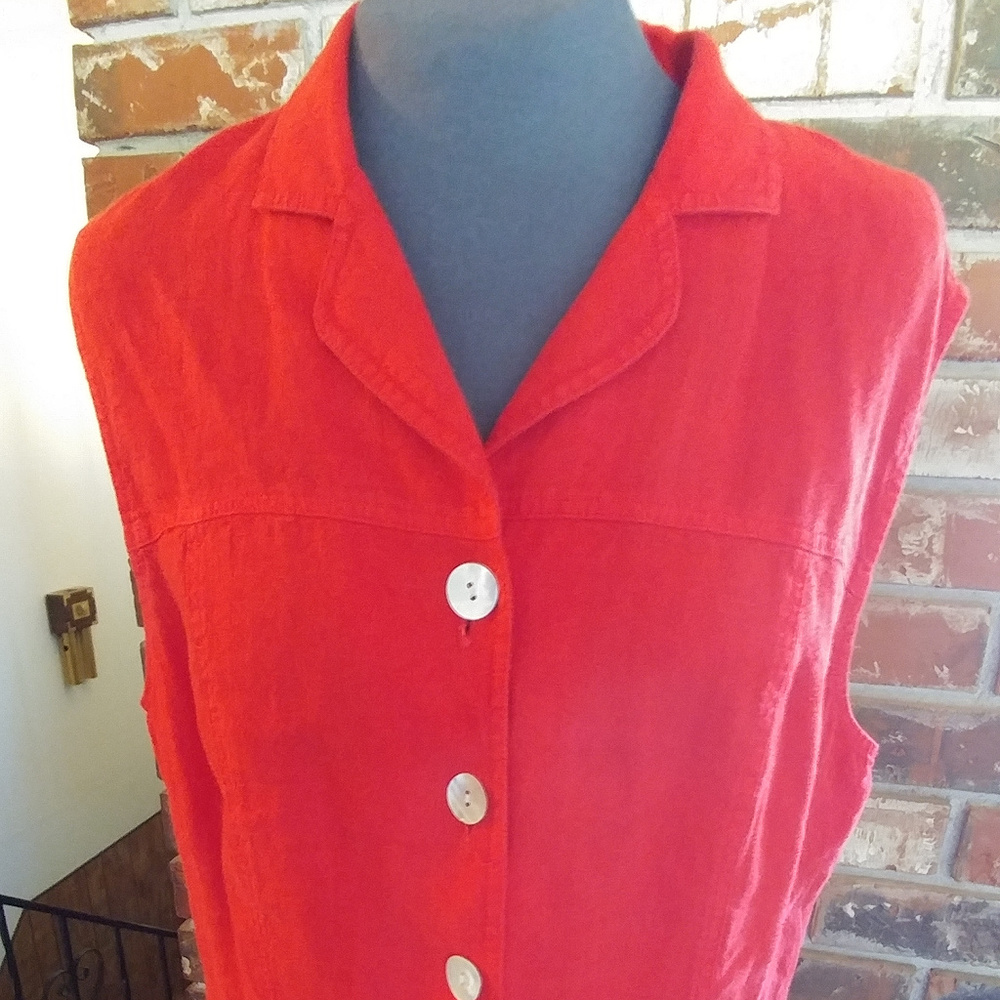 Red Linen-like fabric vest